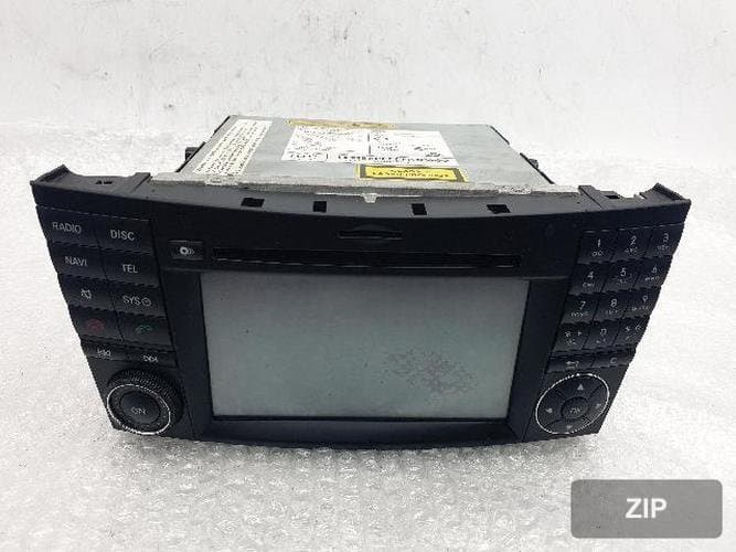 Mercedes-Benz CLS-Class 2010 — AV-система A2119060700