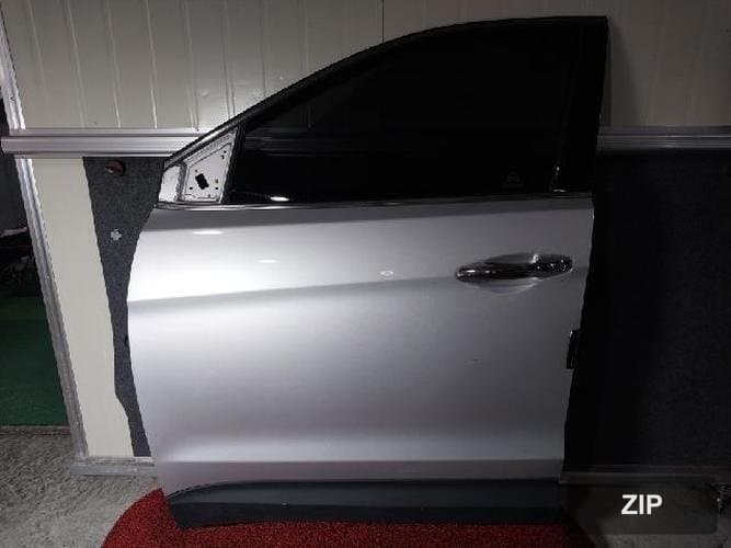 Hyundai Santa Fe 2014 — передняя дверь левая (водительская)