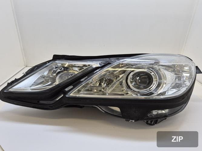 Mercedes-Benz E-Class 2011 — фара левая A2128201959