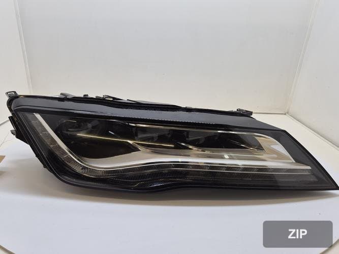 Audi A7 2014 — фара правая LED 4G8941034