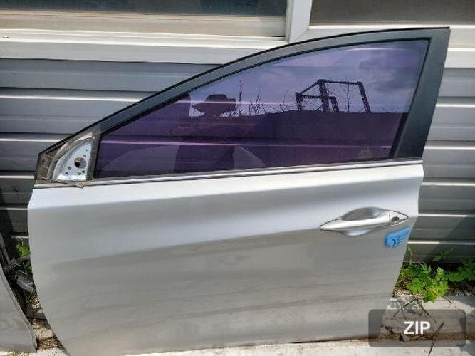 Hyundai Avante 2015 — дверь передняя левая (водителя)