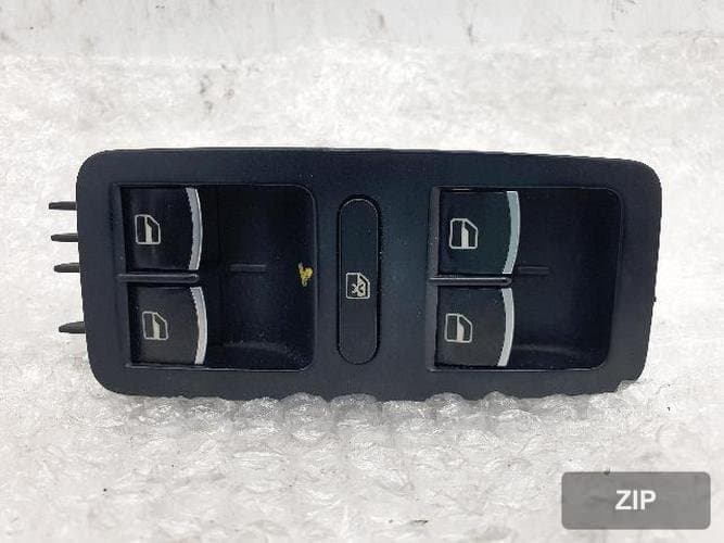 Volkswagen Passat 2013 — кнопка стеклоподъёмника (561 868 375)