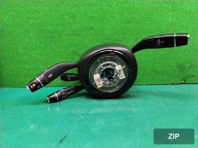 Mercedes-Benz C-Class 2018 — контактное кольцо (clock spring) A2059008312