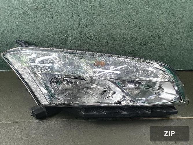 GM Daewoo Trax 2016 — фара правая