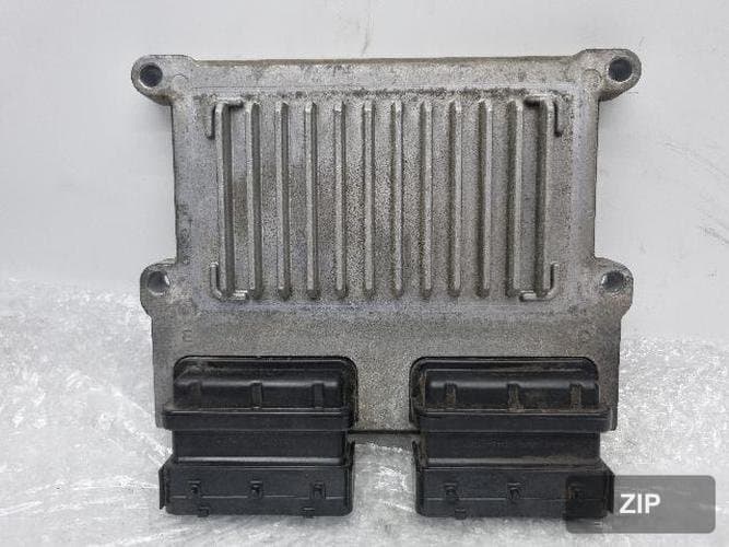 Hyundai Grandeur 2009 — блок управления двигателем ECU 39110-3E140