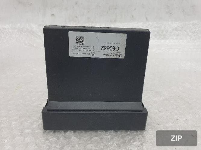 Citroen C4 2015 — блок управления BCM (ETACS) 9801695280-00