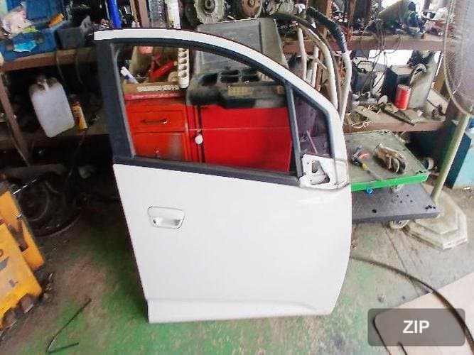 Daewoo Spark 2011 — передняя дверь правая