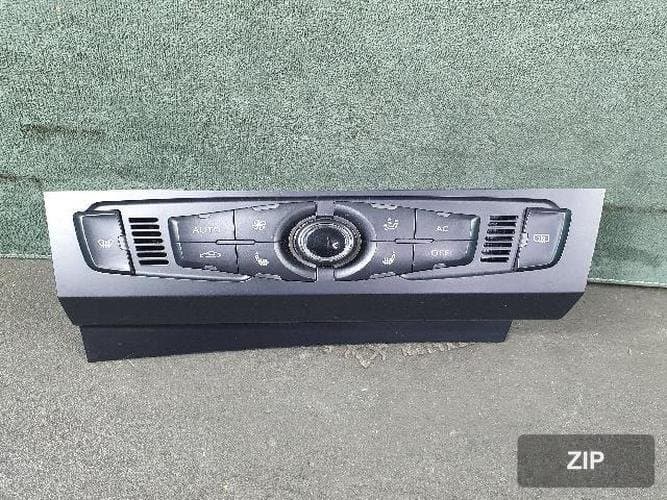 Audi A5 2009 — блок управления кондиционером 8T1 820 043 AA