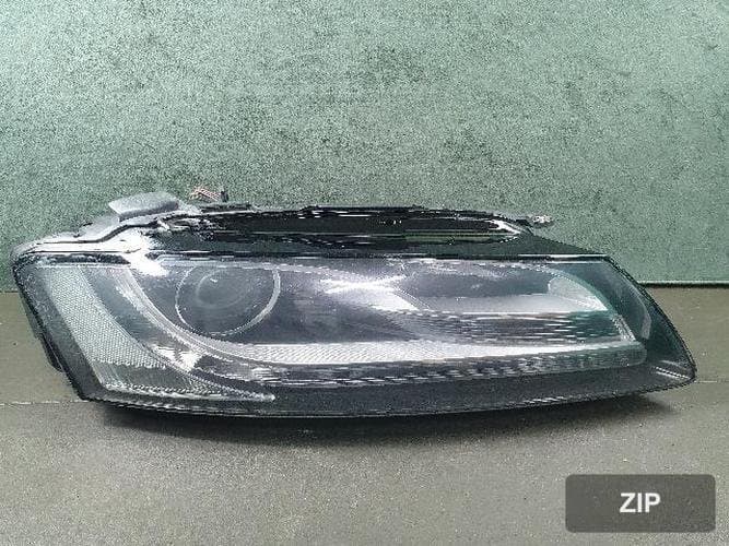 Audi A5 2009 — фара правая HID