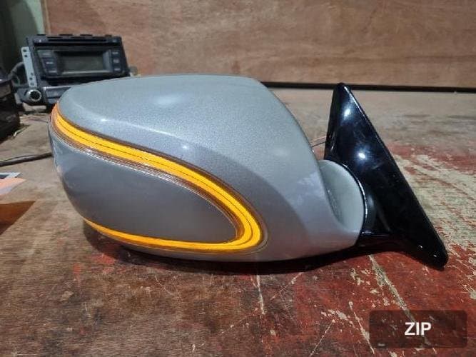 Kia K9 2012 — боковое зеркало правое 87620-3T050