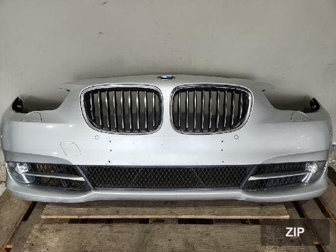 BMW 5 серия 2011 — передний бампер