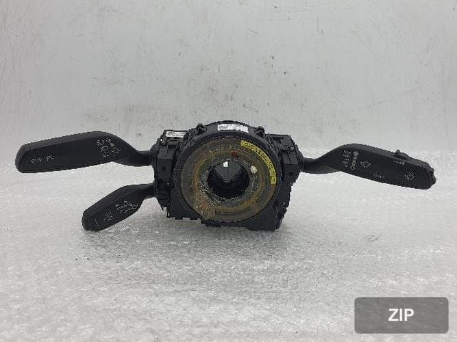 Audi A4 2014 — клаксон-спираль (clock spring) 8K0953568Q