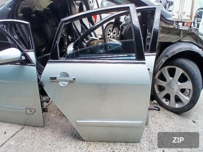 Renault SM5 2006 — дверь задняя правая