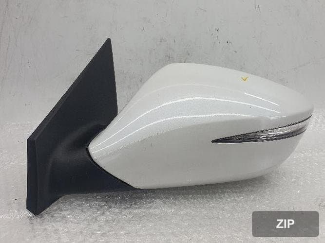 Hyundai Sonata 2014 — боковое зеркало левое (водителя) 876103S220WHC