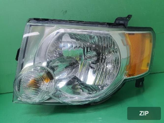 Ford Escape 2011 — фара левая