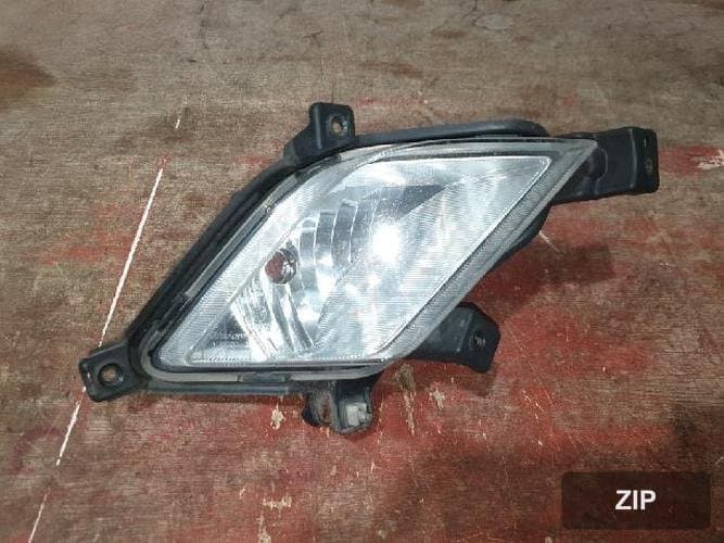 KG Mobility Korando 2013 — противотуманный фонарь правый 83202-34000