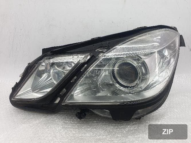 Mercedes-Benz E-класс 2011 — фара левая (водителя) A2128201959