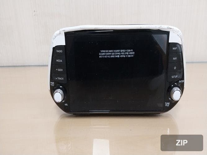 Hyundai Santa Fe 2019 — AV система 96560S1110UAY