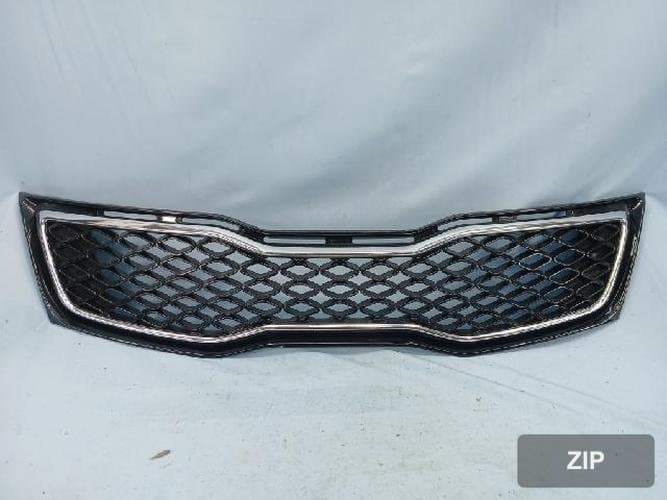Kia K5 2011 — решётка радиатора (передняя)