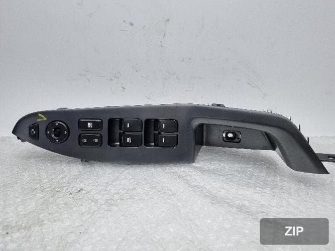 Kia K5 2014 — блок управления стеклоподъемниками 93570-2T510