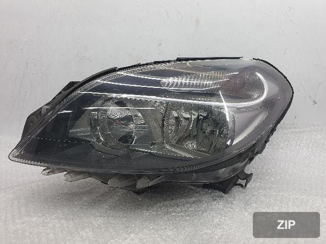 Mercedes-Benz B-Class 2013 — фара левая A2468200161