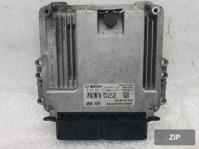 Hyundai Grandeur 2015 — блок управления двигателем ECU 39100-2FDD0