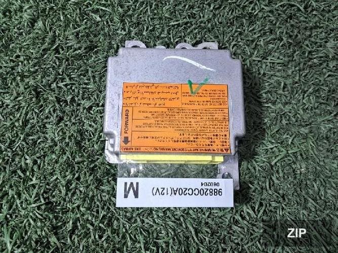 Nissan Juke 2006 — прочие детали 98820CC20A