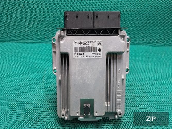 Land Rover Discovery 2018 — блок управления двигателем ECU HX7312C520FFE