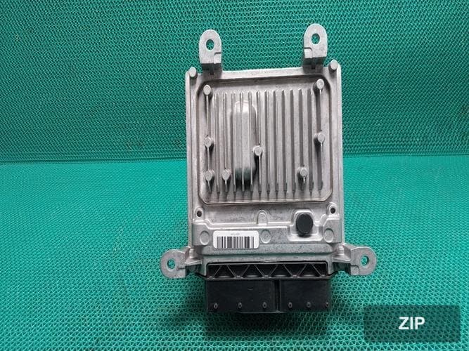 Mercedes-Benz E-класс 2016 — блок управления двигателя ECU A6519000503