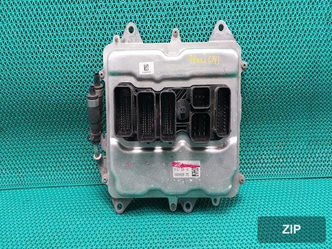 BMW 7 Series 2013 — блок управления двигателя ECU 861752001