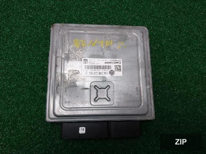 Блок управления двигателем (ЭБУ) 03L 906 023 MQ 2