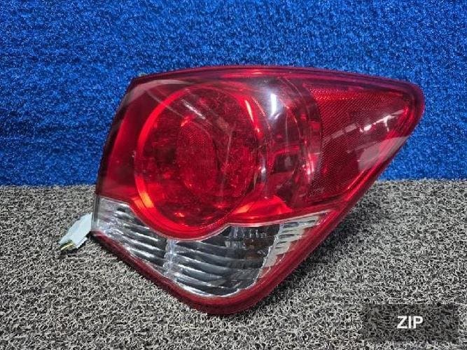 Chevrolet Cruze 2013 — комбинированный фонарь (задний свет) правый