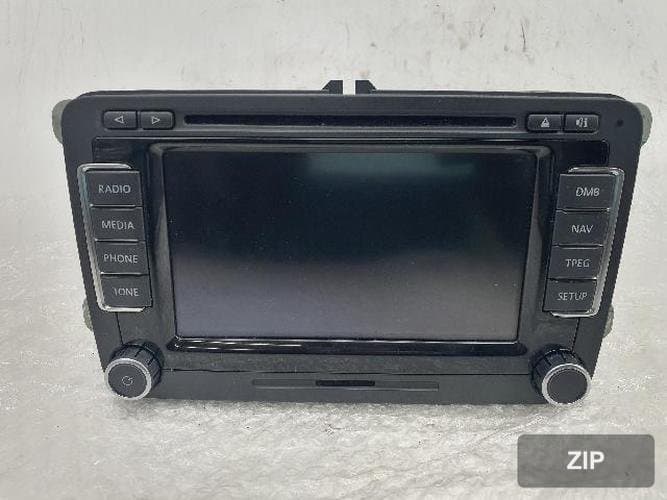Volkswagen Passat 2015 AV-система 3C8035685A
