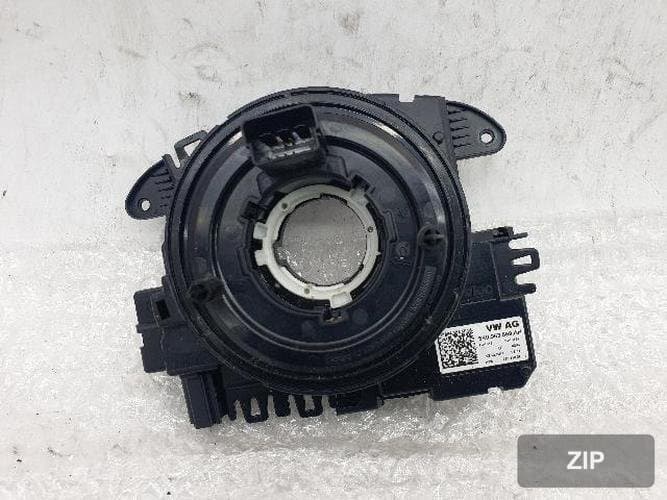Volkswagen Passat 2015 — контактное кольцо (clock spring) 5K0953569AH