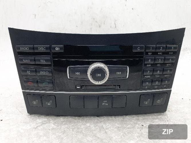 Mercedes-Benz E-Class 2011 — AV система (аудиоблок) A2129004208