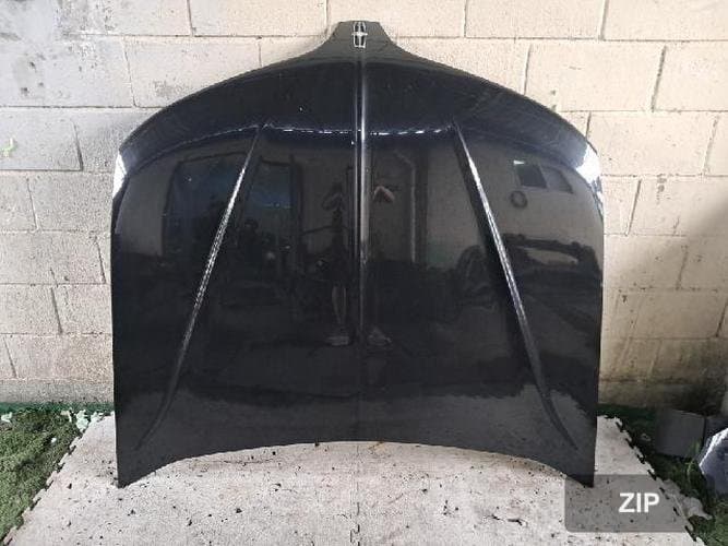 Ford MKS 2013 — капот