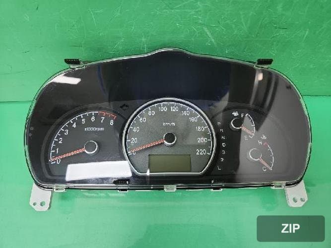 Hyundai Avante 2010 — приборная панель 94003-2H025