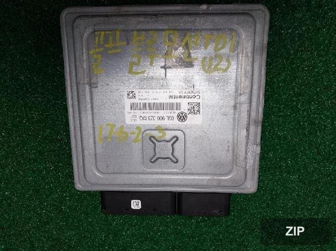Блок управления двигателем (ECU) 03L 906 023 MQ 5