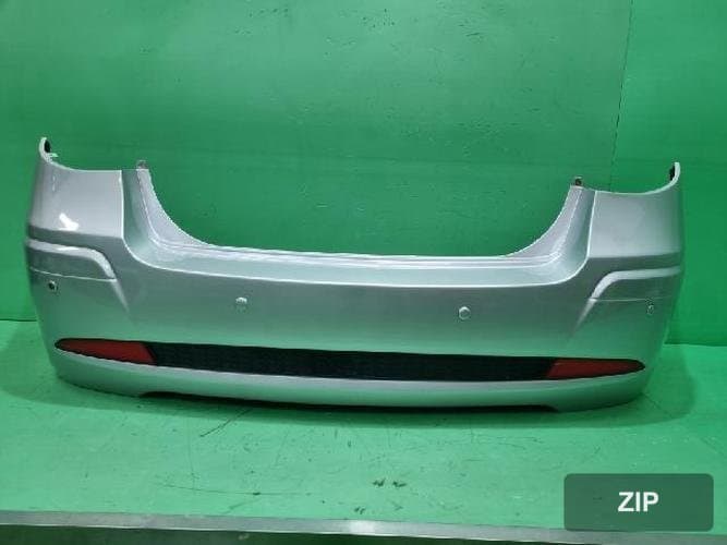 Hyundai Avante 2010 — задний бампер