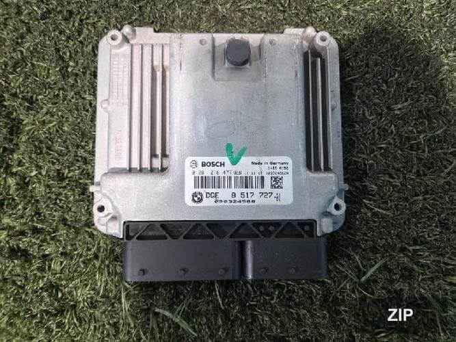 Mini Cooper 2012 — блок управления двигателем ECU 8 517 727 01 2