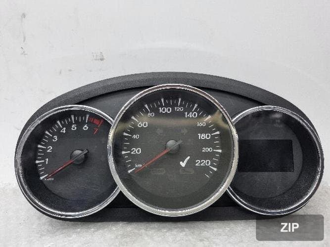 Renault SM3 2011 — приборная панель 250450023R