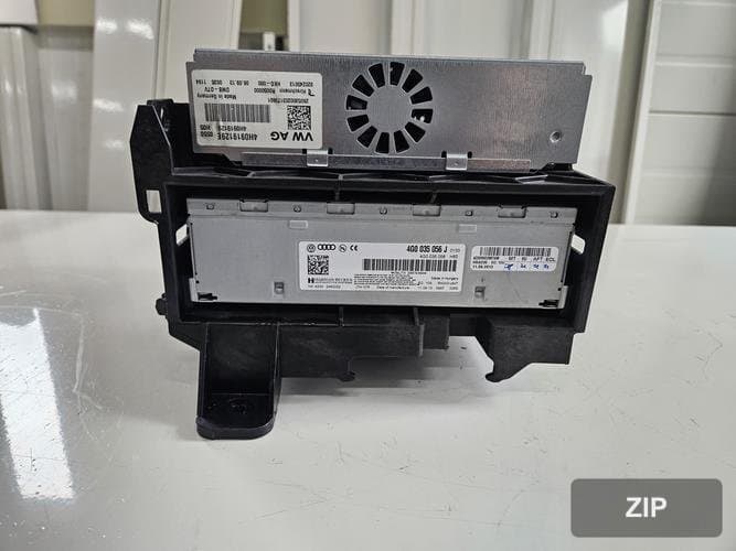 Audi A6 2013 — модуль управления радио 4G0035056J
