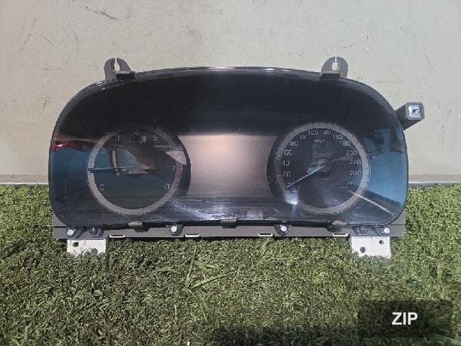 Hyundai Equus 2014 — приборная панель 94015 3N033