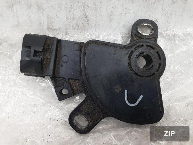 Renault SM7 2014 — коробка передач 319181XK0B
