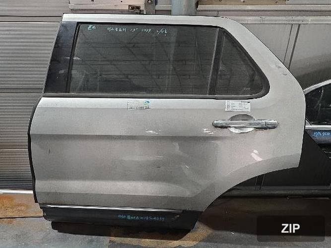 Ford Explorer 2013 — дверь задняя левая FB5Z7824631A