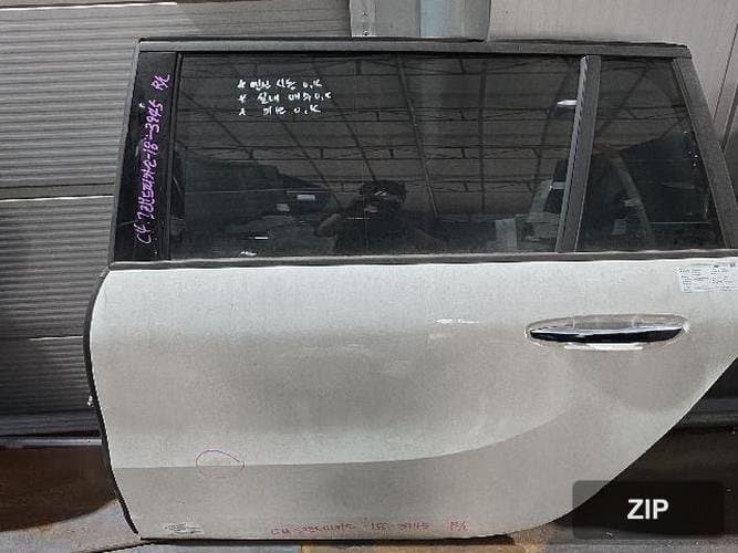 Citroën C4 2018 — дверь задняя левая
