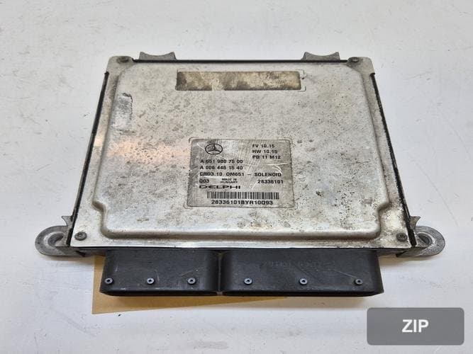 Mercedes-Benz E-класс W212 2012 — блок управления двигателем A6519007500