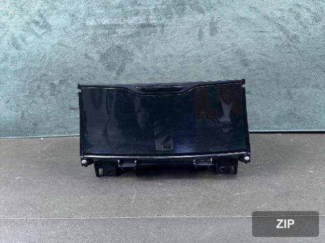 Hyundai Grandeur 2012 — консольный ящик 84690-3V255