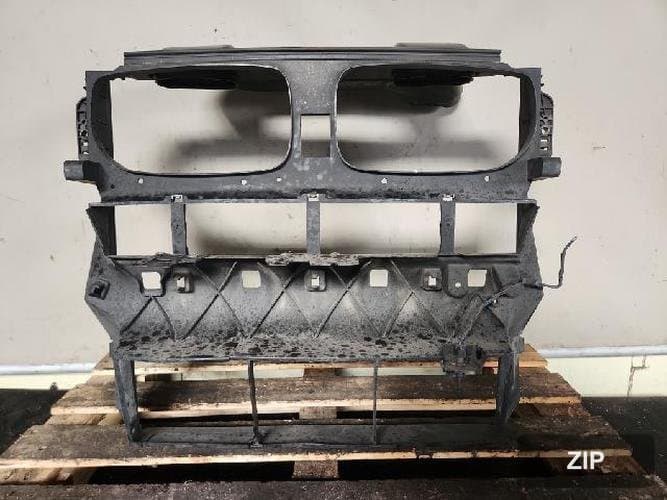 BMW X5 2013 — передняя панель радиатора 5164-7222952
