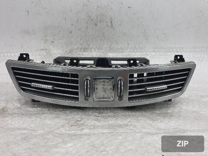 Mercedes-Benz S-Class 2008 — центральный дефлектор A221 830 09 54